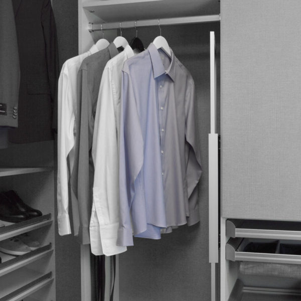 TAG_SlidingMirror_Close-600x600